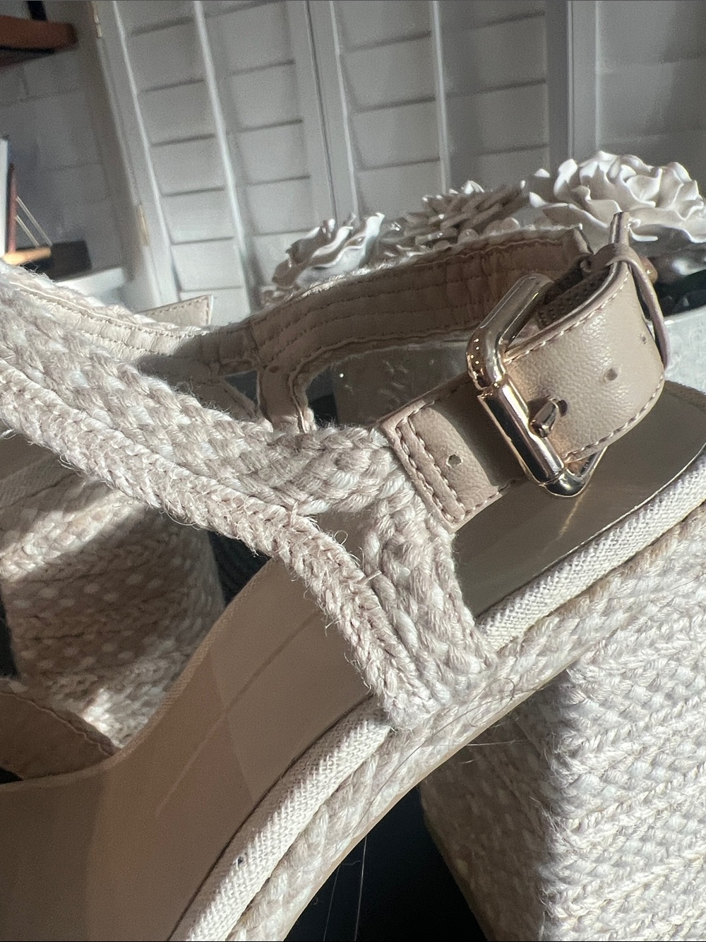 NWT SZ 8.5 Dolce Vita Cream Woven Platform Sandals/Heels - Picture 3 of 9